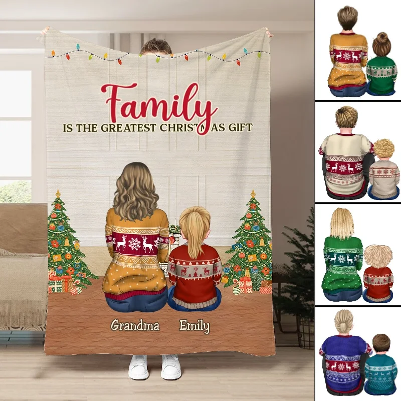 Family - Family Is The Greatest Christmas Gift - Personalized Blanket (II)