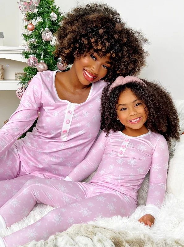 Mommy and Me Snowflake Print Christmas Pajamas